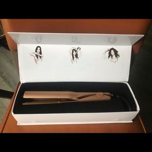 Revolution Twist Straightening Iron